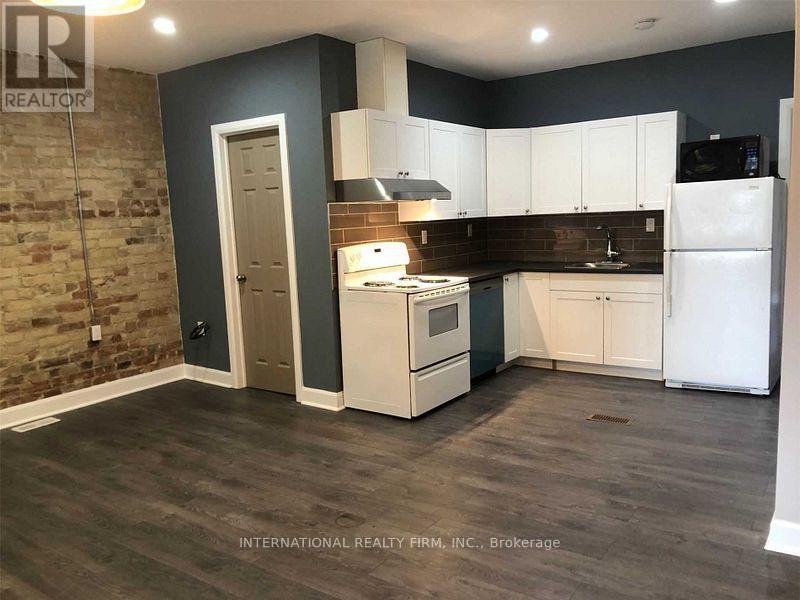 1 - 1272 Danforth Avenue, Toronto, Ontario  M4J 1M6 - Photo 3 - E12850658