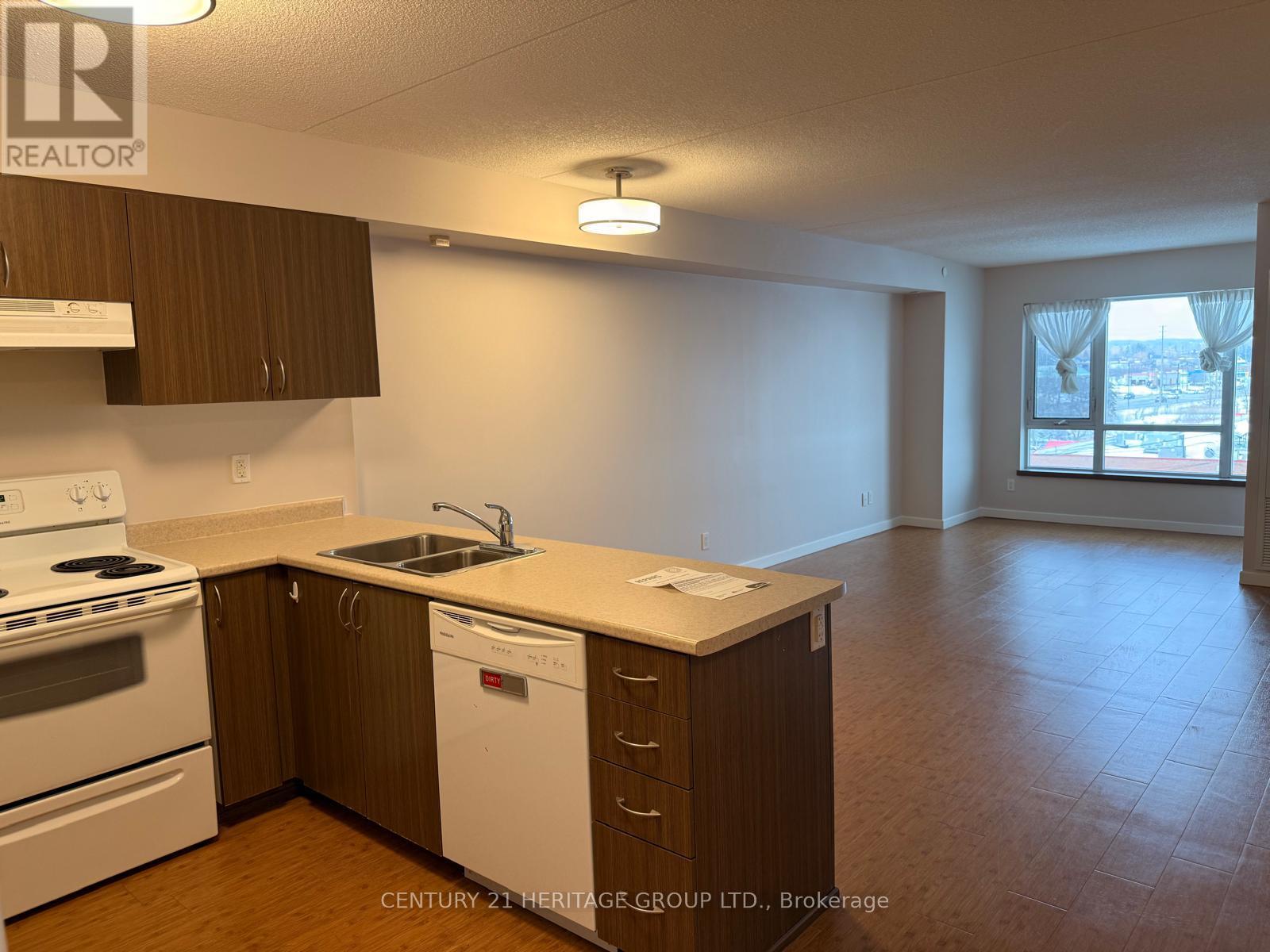 419 - 10415 Yonge Street, Richmond Hill, Ontario  L4C 0Z3 - Photo 6 - N12850662