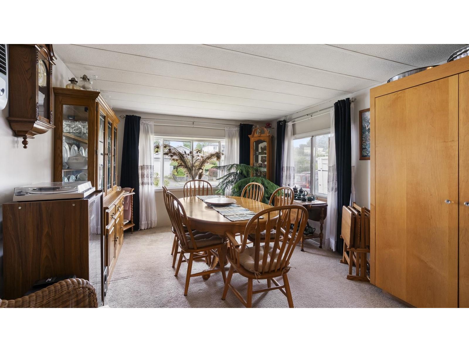 31573 Lombard Avenue, Abbotsford, British Columbia  V2S 5W6 - Photo 6 - R3085582