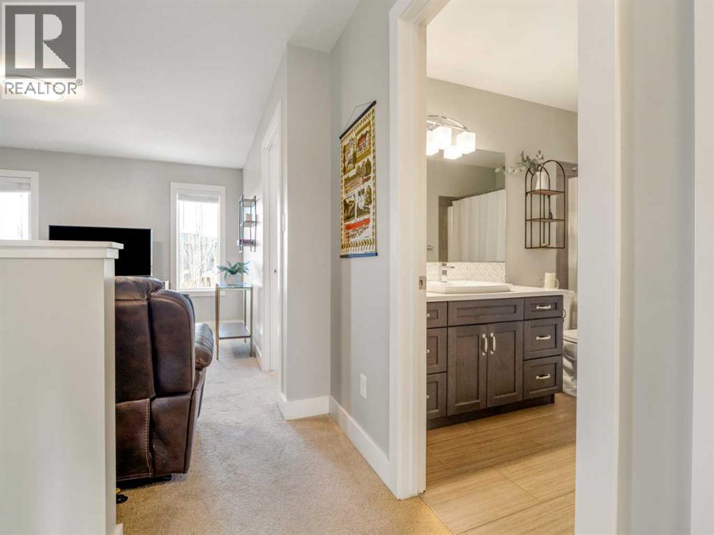 166 Crocus Terrace W, Lethbridge, Alberta  T1J 5L6 - Photo 21 - A2285045