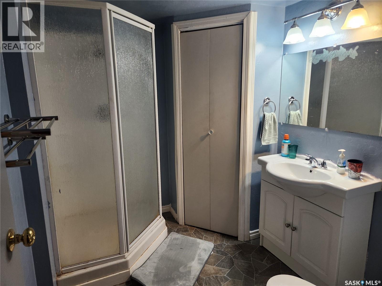 309 4th Street W, Nipawin, Saskatchewan  S0E 1E0 - Photo 32 - SK024051