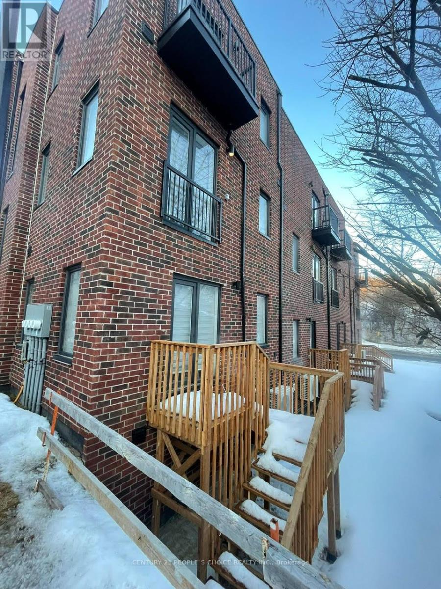 7 Wylie Street, Caledon, Ontario  L7E 4L2 - Photo 22 - W12850564