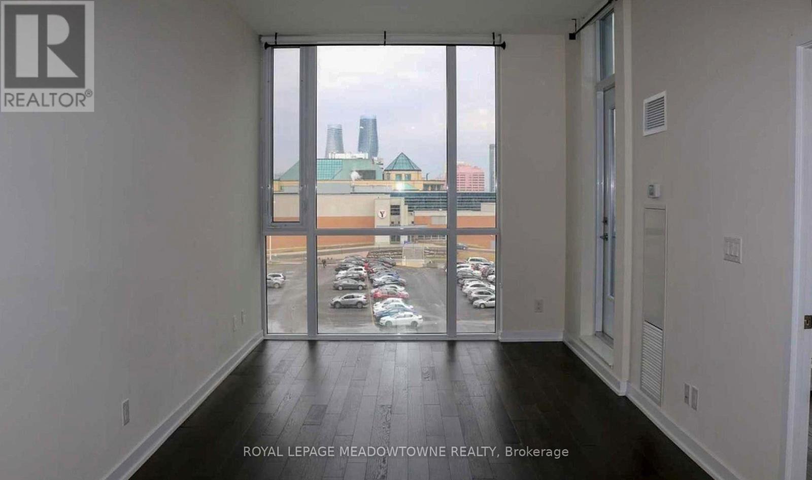 301 - 4011 Brickstone Mews, Mississauga, Ontario  L5B 0J7 - Photo 10 - W12850596