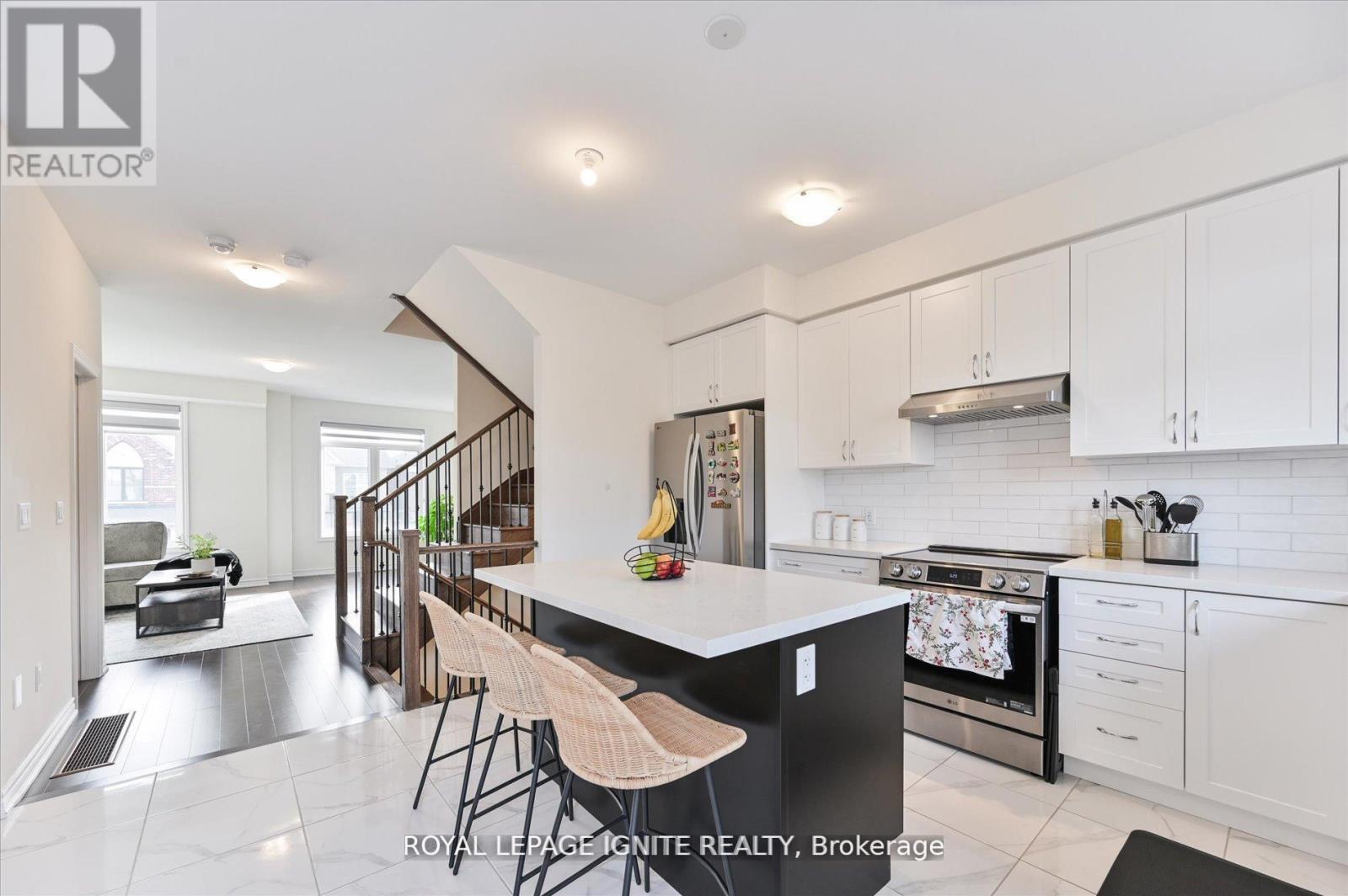 39 Minnock Street, Caledon, Ontario  L7C 4K9 - Photo 20 - W12850606