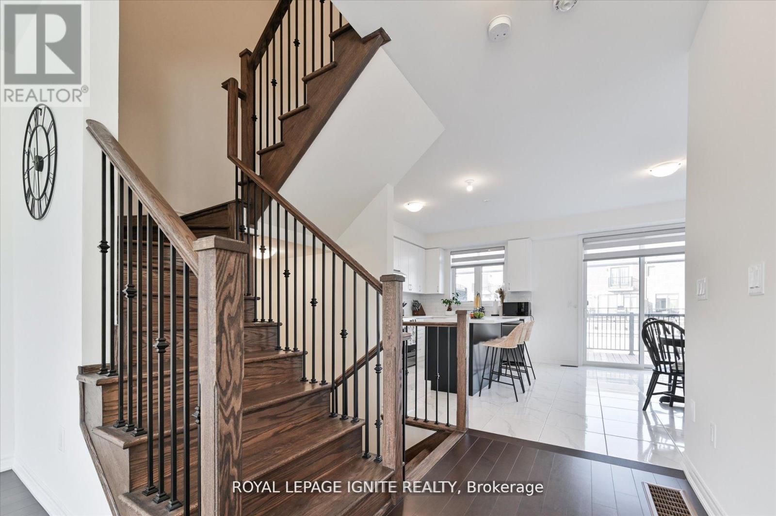 39 Minnock Street, Caledon, Ontario  L7C 4K9 - Photo 23 - W12850606