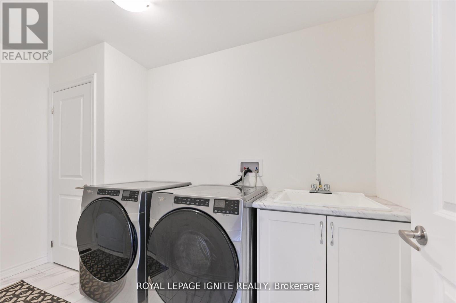 39 Minnock Street, Caledon, Ontario  L7C 4K9 - Photo 34 - W12850606