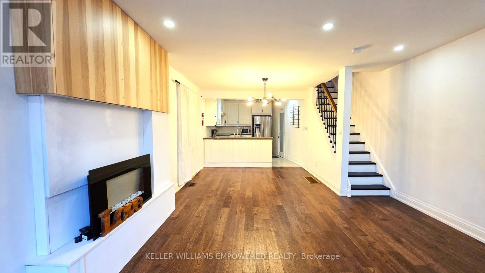 Main & Upper - 583 Old Weston Road, Toronto (Weston-Pellam Park), Ontario  M6N 3B2 - Photo 4 - W12850632