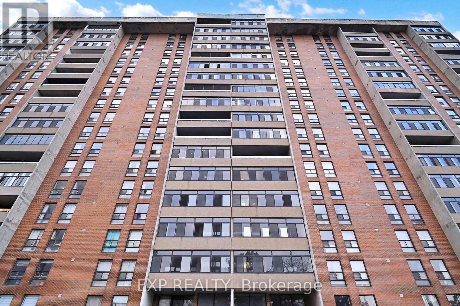 1606 - 15 KENSINGTON ROAD, Brampton, Ontario