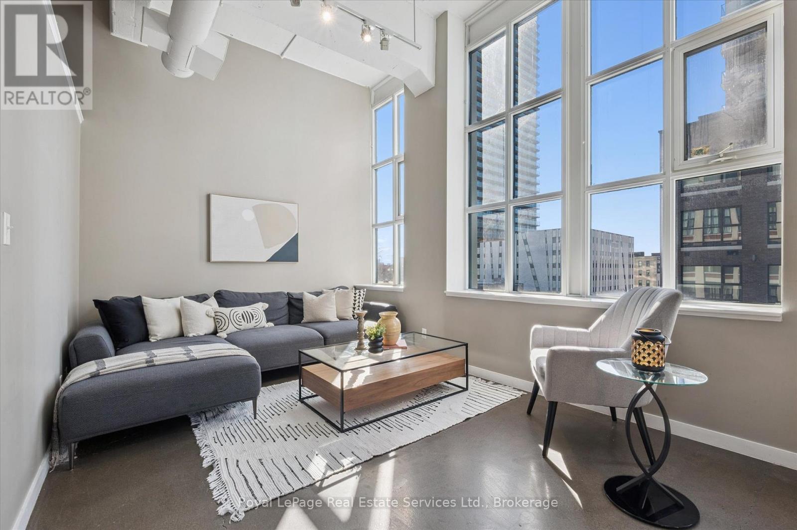 308 - 410 King Street W, Kitchener, Ontario  N2G 1C3 - Photo 10 - X12850734