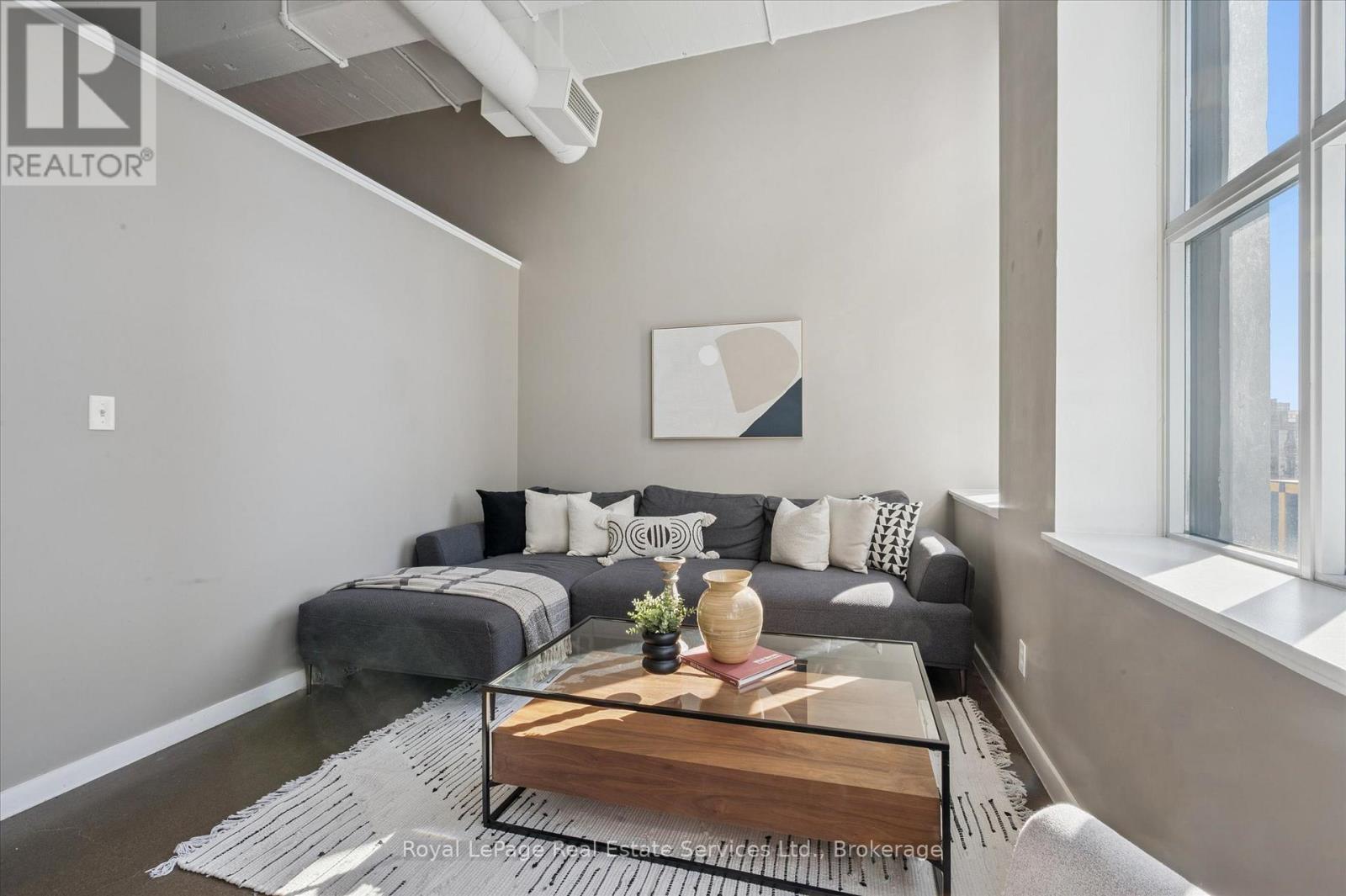 308 - 410 King Street W, Kitchener, Ontario  N2G 1C3 - Photo 11 - X12850734