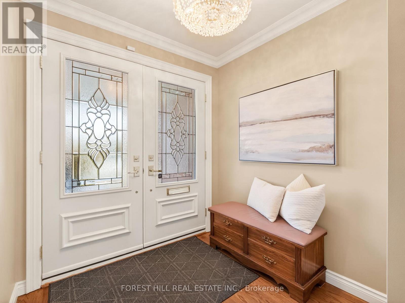 694 Conacher Drive, Toronto, Ontario  M2M 3N6 - Photo 2 - C12838330