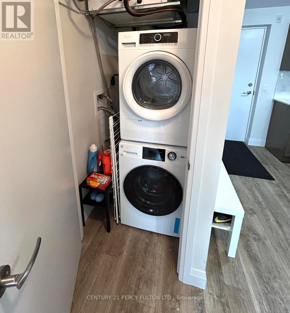 213 - 1 Redfern Avenue, Hamilton, Ontario  L9C 0E6 - Photo 10 - X12850592