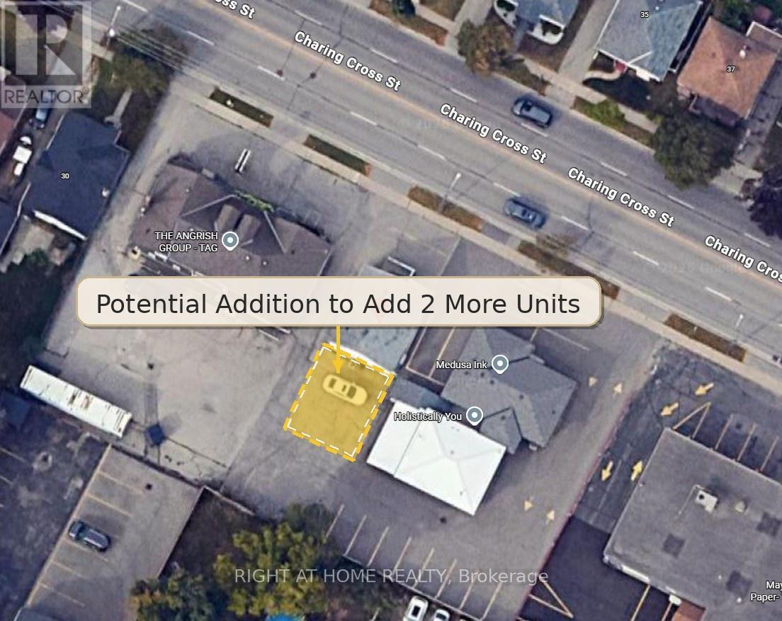 36 Charing Cross Street, Brantford, Ontario  N3R 2H2 - Photo 2 - X12850628