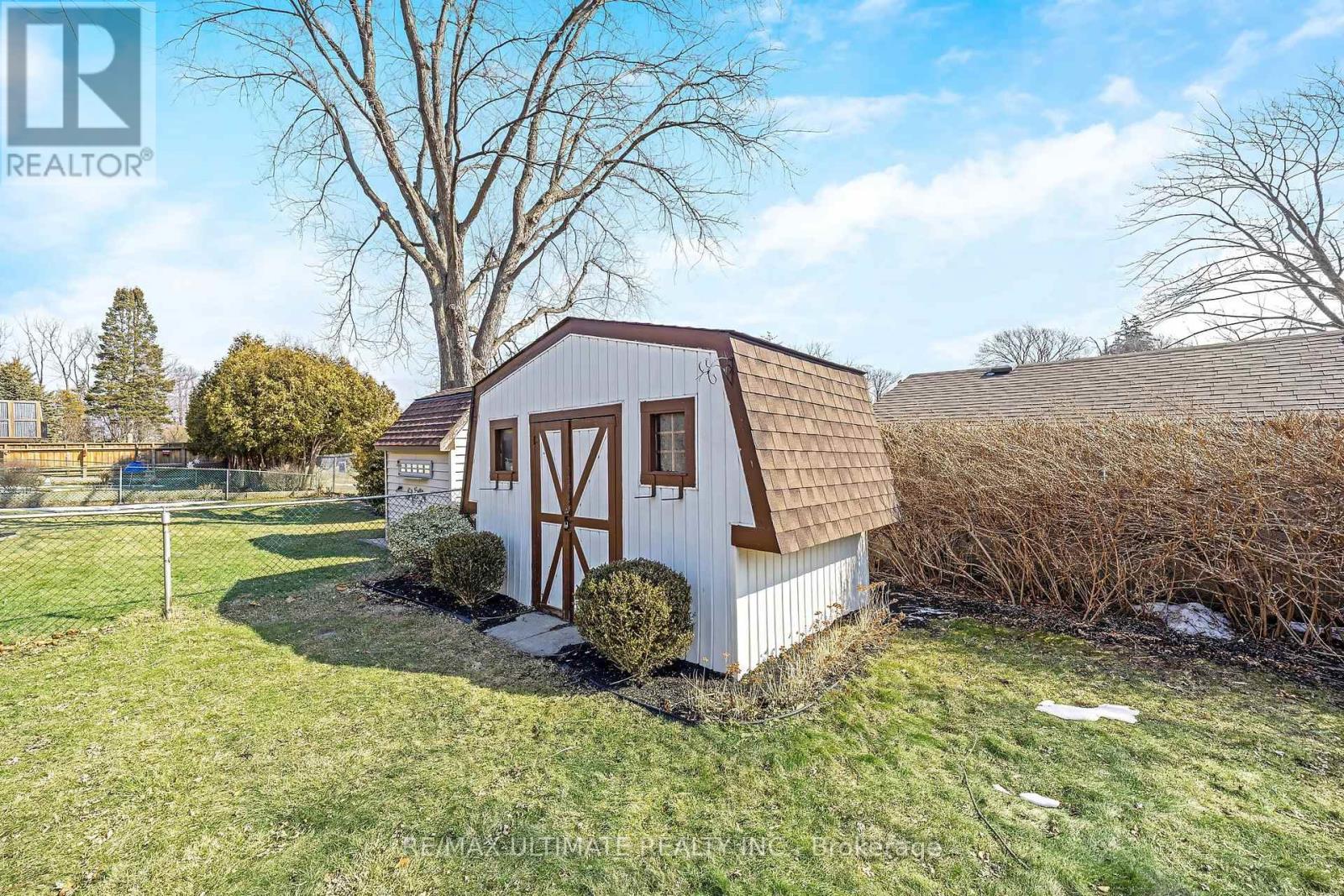 54 Debora Drive, Grimsby, Ontario  L3M 4J3 - Photo 39 - X12850642