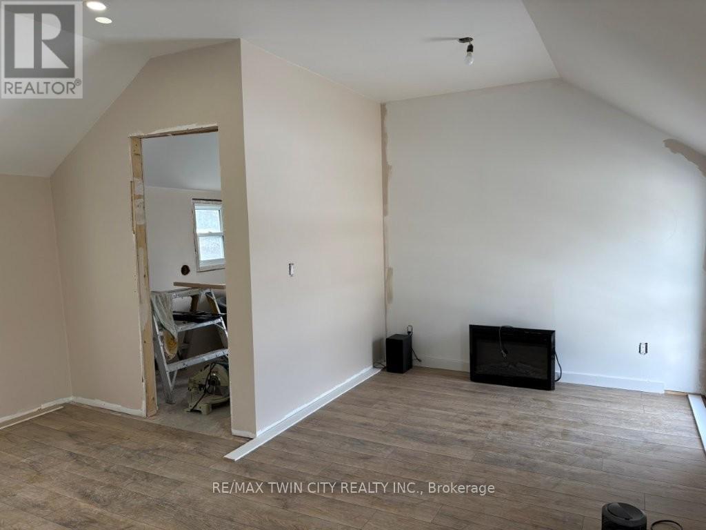 4 Elizabeth Street, Bluewater, Ontario  N0M 1G0 - Photo 13 - X12850656