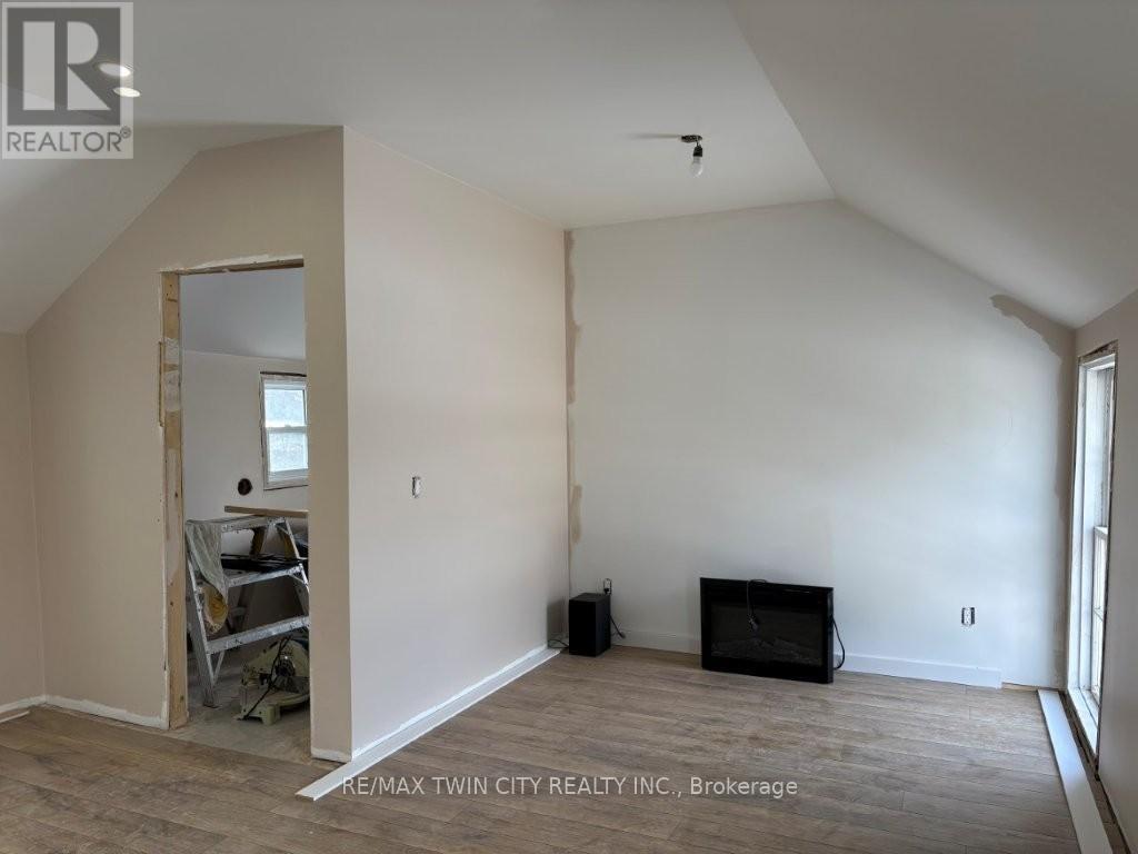 4 Elizabeth Street, Bluewater, Ontario  N0M 1G0 - Photo 15 - X12850656