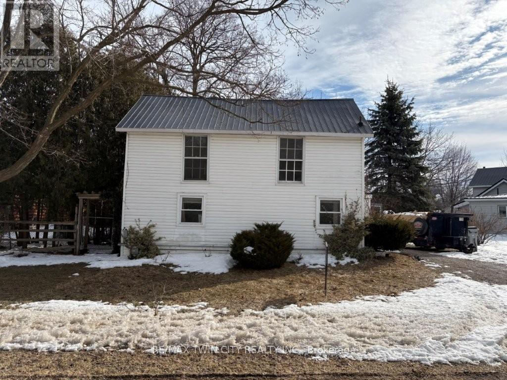 4 Elizabeth Street, Bluewater, Ontario  N0M 1G0 - Photo 2 - X12850656