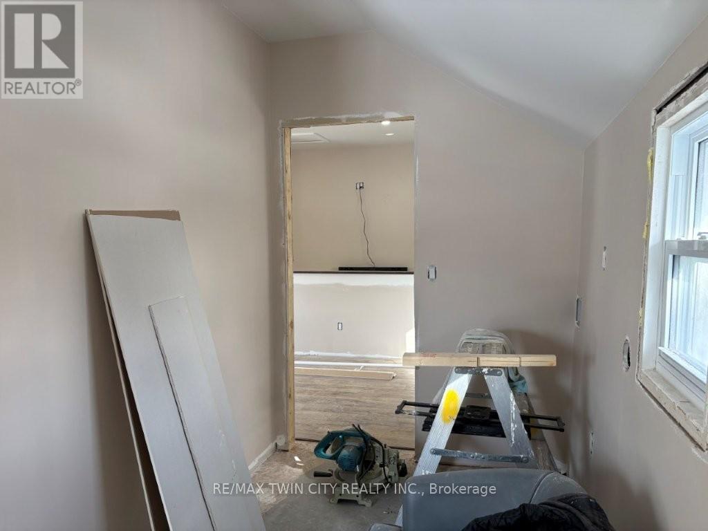 4 Elizabeth Street, Bluewater, Ontario  N0M 1G0 - Photo 21 - X12850656