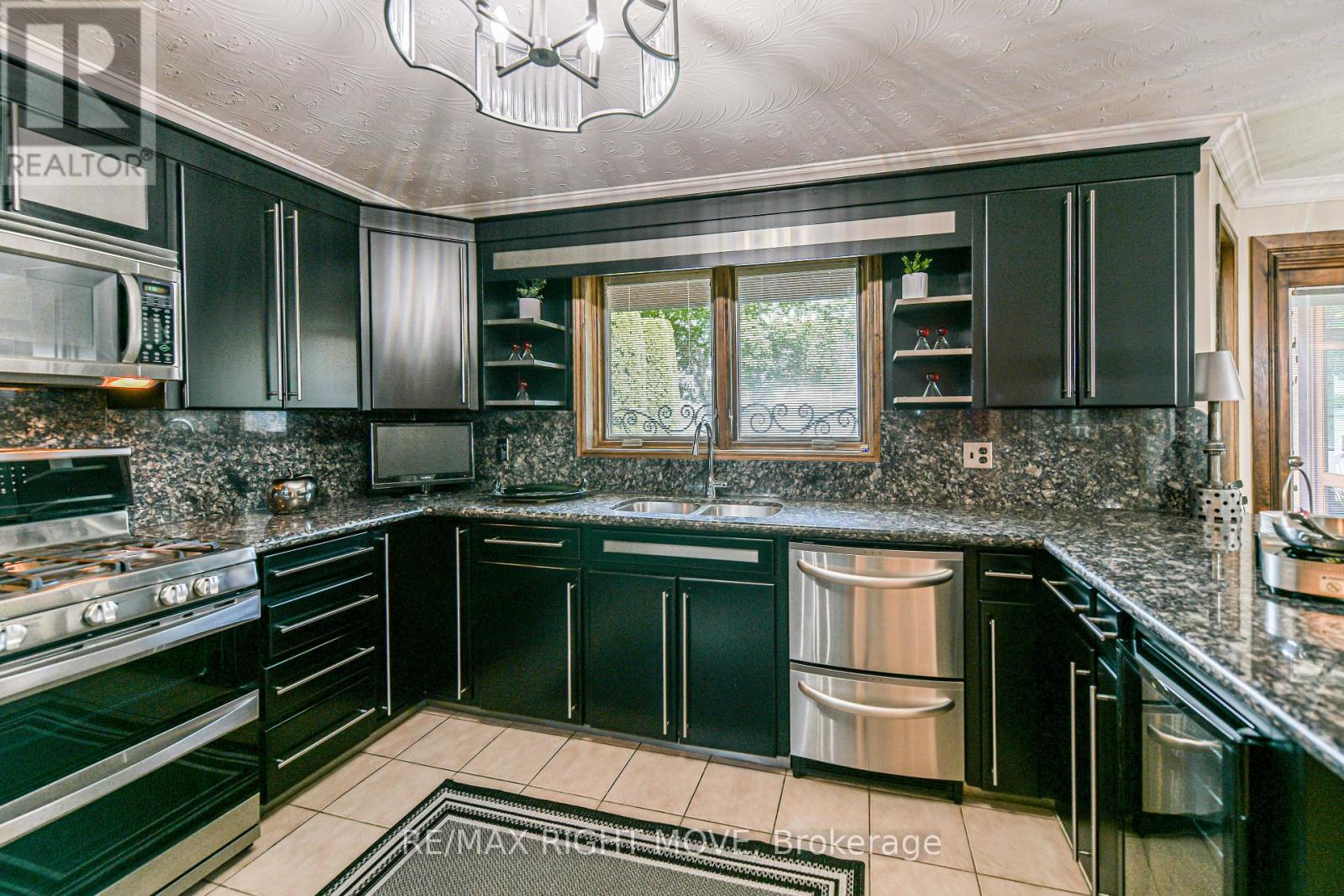 759 Broadview Avenue, Orillia, Ontario  L3V 6P1 - Photo 24 - S12844718