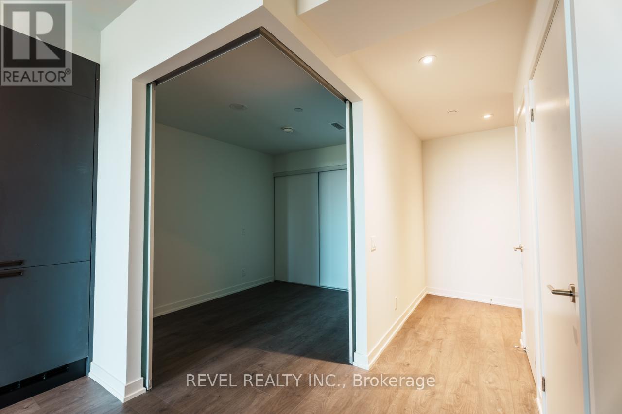 1312 - 39 Mary Street, Barrie, Ontario  L4N 1S9 - Photo 15 - S12517962