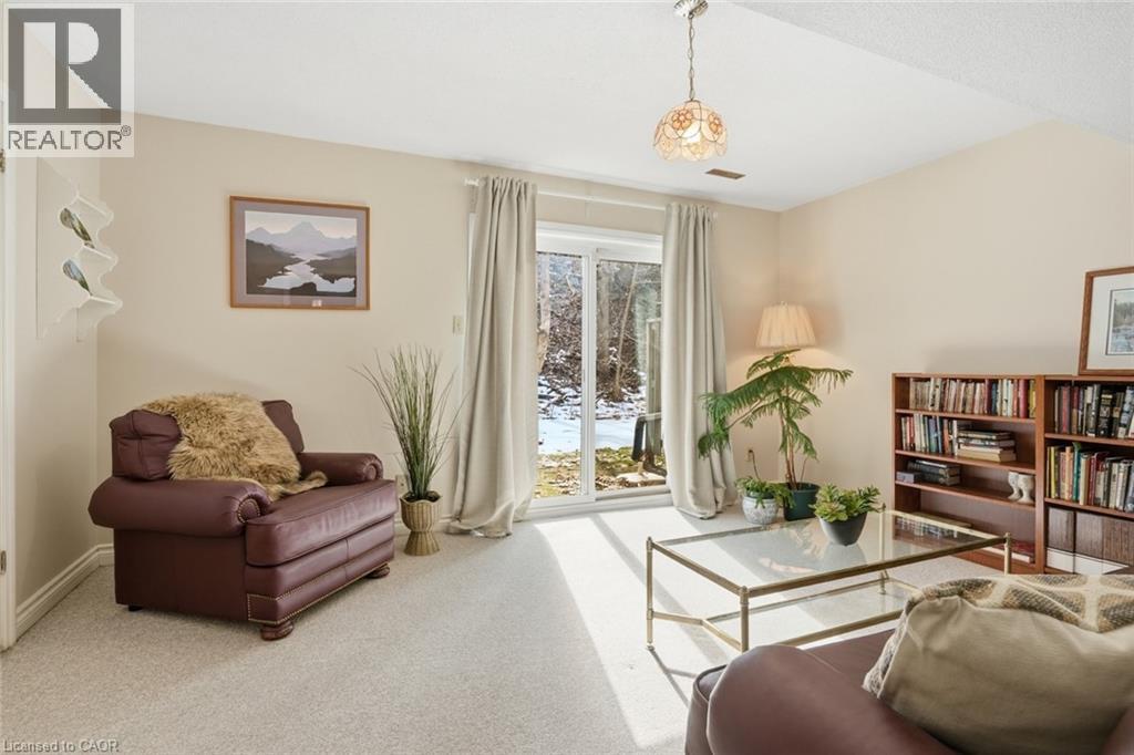 30 Osler Drive Unit# 24, Dundas, Ontario  L9H 6W3 - Photo 6 - 40809916