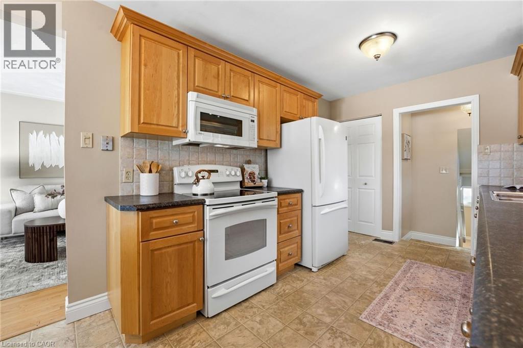 54 Duncairn Avenue, Kitchener, Ontario  N2M 4S4 - Photo 10 - 40807806