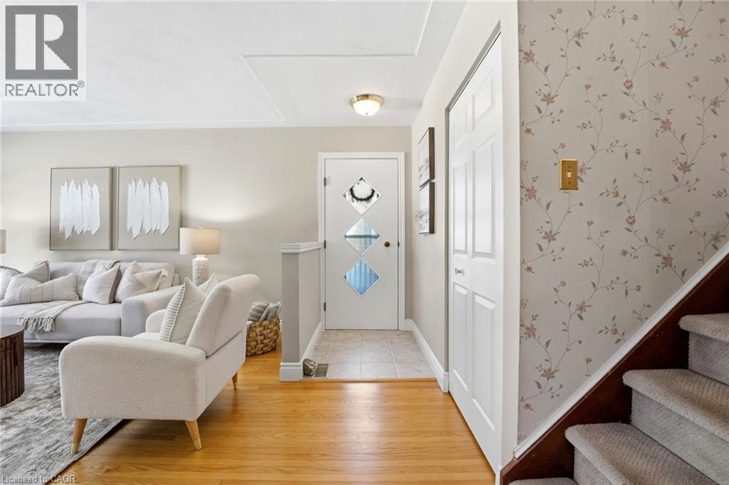 54 Duncairn Avenue, Kitchener, Ontario  N2M 4S4 - Photo 3 - 40807806