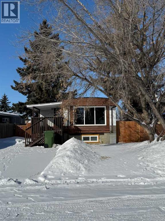 4942 43 Street, Vermilion, Alberta  T9X 1P5 - Photo 2 - A2278992