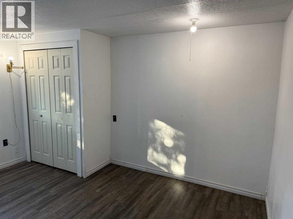 4942 43 Street, Vermilion, Alberta  T9X 1P5 - Photo 19 - A2278992