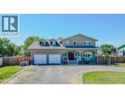 228 Centre Street, Magrath, Alberta