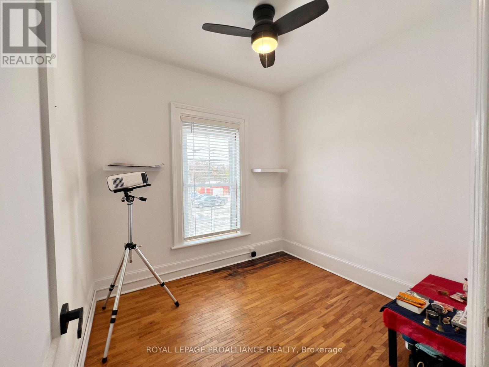 83 Cedar Street, Belleville, Ontario  K8P 3M3 - Photo 17 - X12850808