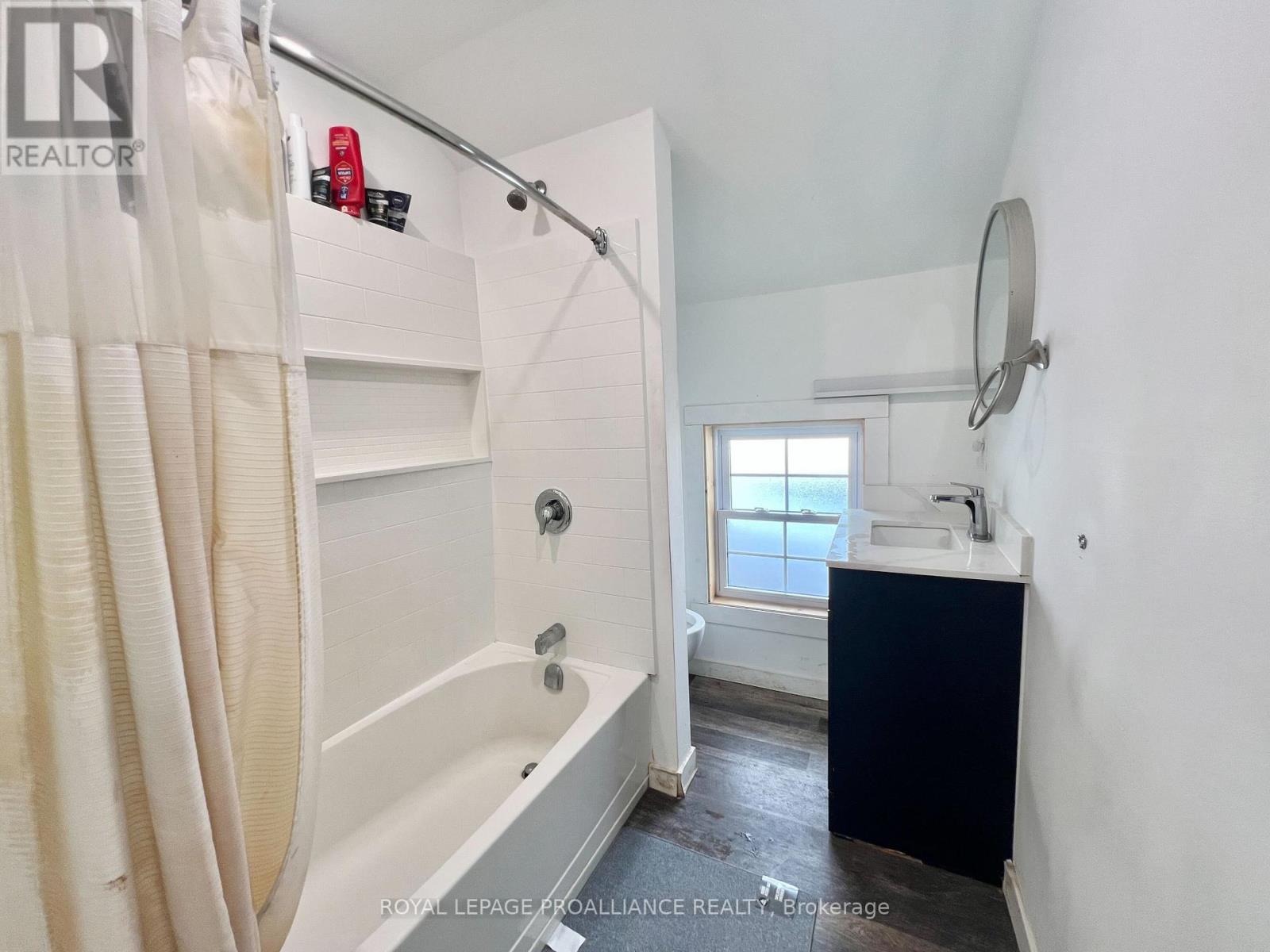 83 Cedar Street, Belleville, Ontario  K8P 3M3 - Photo 23 - X12850808