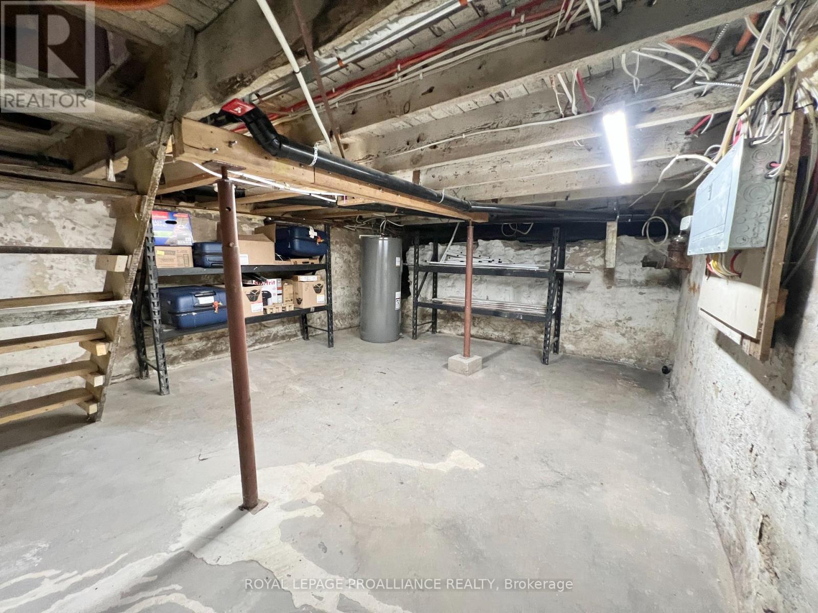 83 Cedar Street, Belleville, Ontario  K8P 3M3 - Photo 29 - X12850808