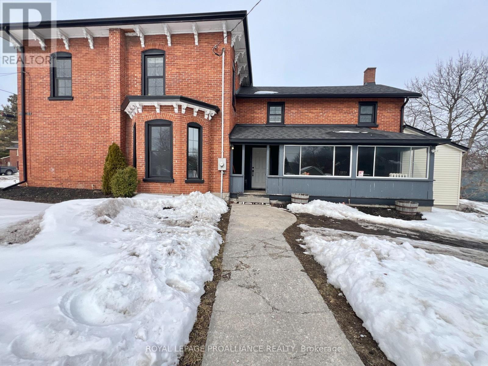 83 Cedar Street, Belleville, Ontario  K8P 3M3 - Photo 4 - X12850808