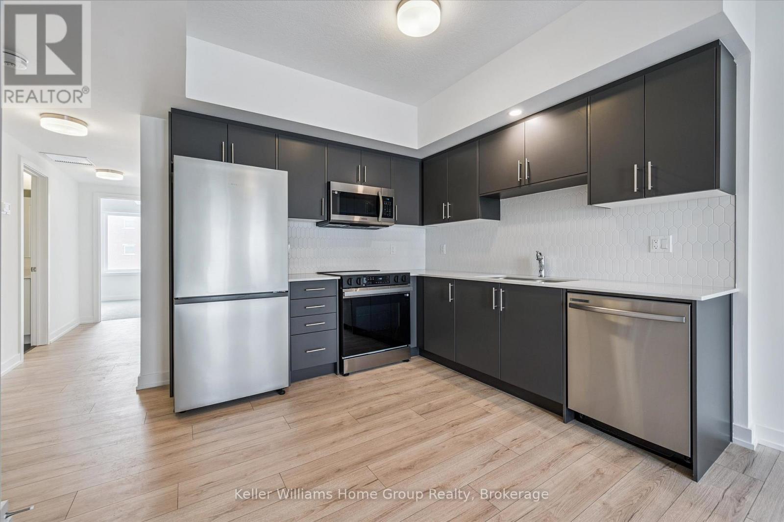 94 - 940 St David Street N, Centre Wellington, Ontario  N1M 2W3 - Photo 11 - X12850816