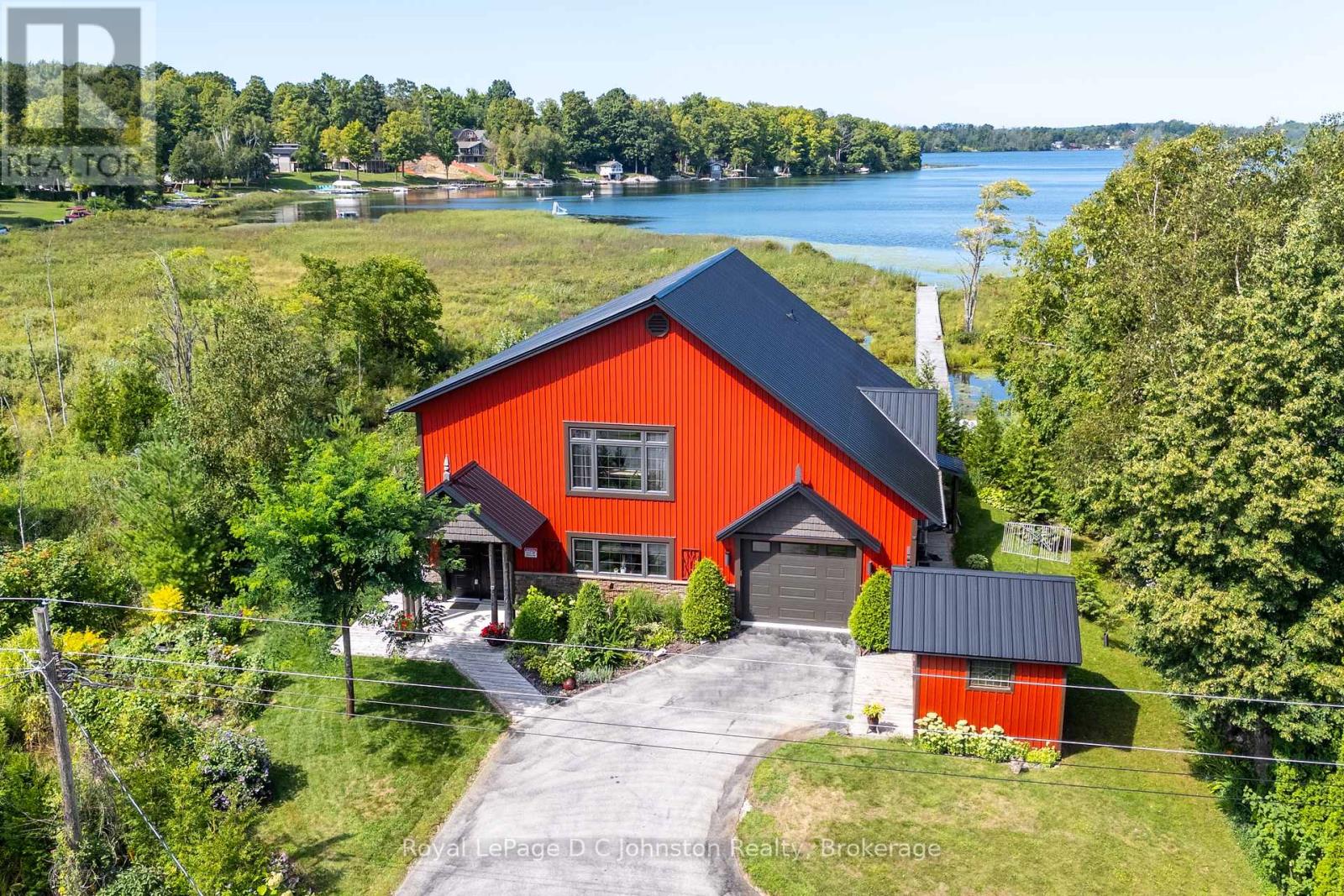 11 Lake Drive, South Bruce Peninsula, Ontario  N0H 1A0 - Photo 4 - X12850818