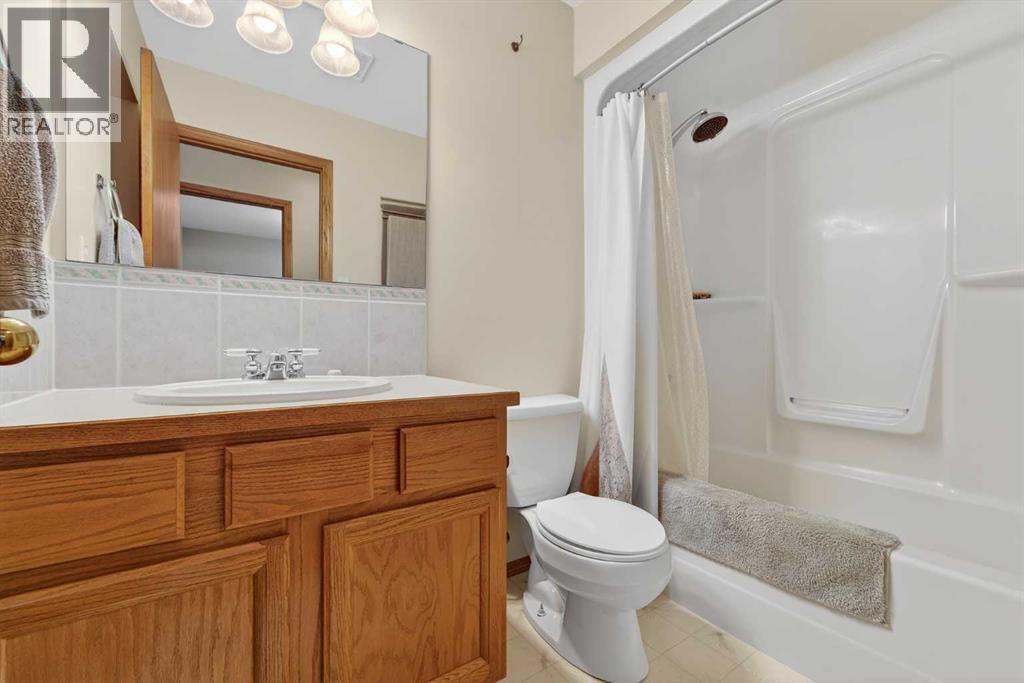 95 Stoney Crescent W, Lethbridge, Alberta  T1K 7B2 - Photo 23 - A2289473