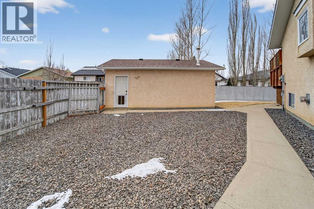 95 Stoney Crescent W, Lethbridge, Alberta  T1K 7B2 - Photo 45 - A2289473