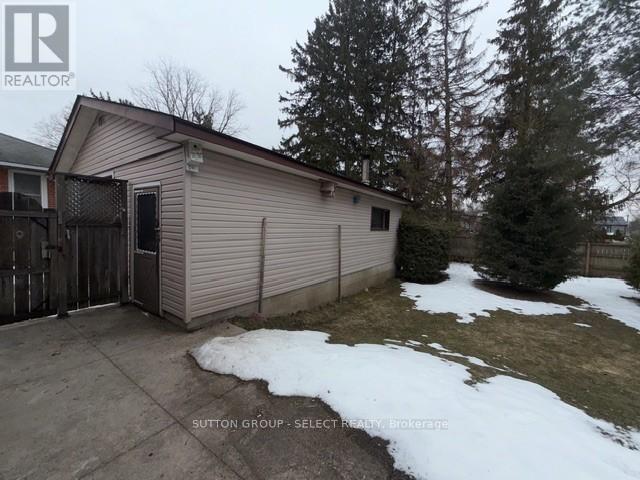 1891 Herbert Ave Avenue, London East, Ontario  N5V 2C6 - Photo 12 - X12850850