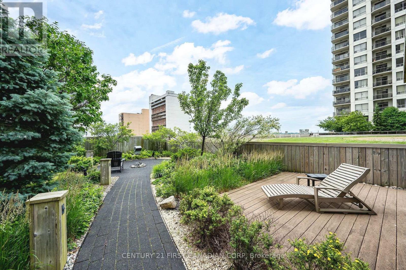 1610 - 330 Ridout Street, London East, Ontario  N6A 0A7 - Photo 25 - X12850916