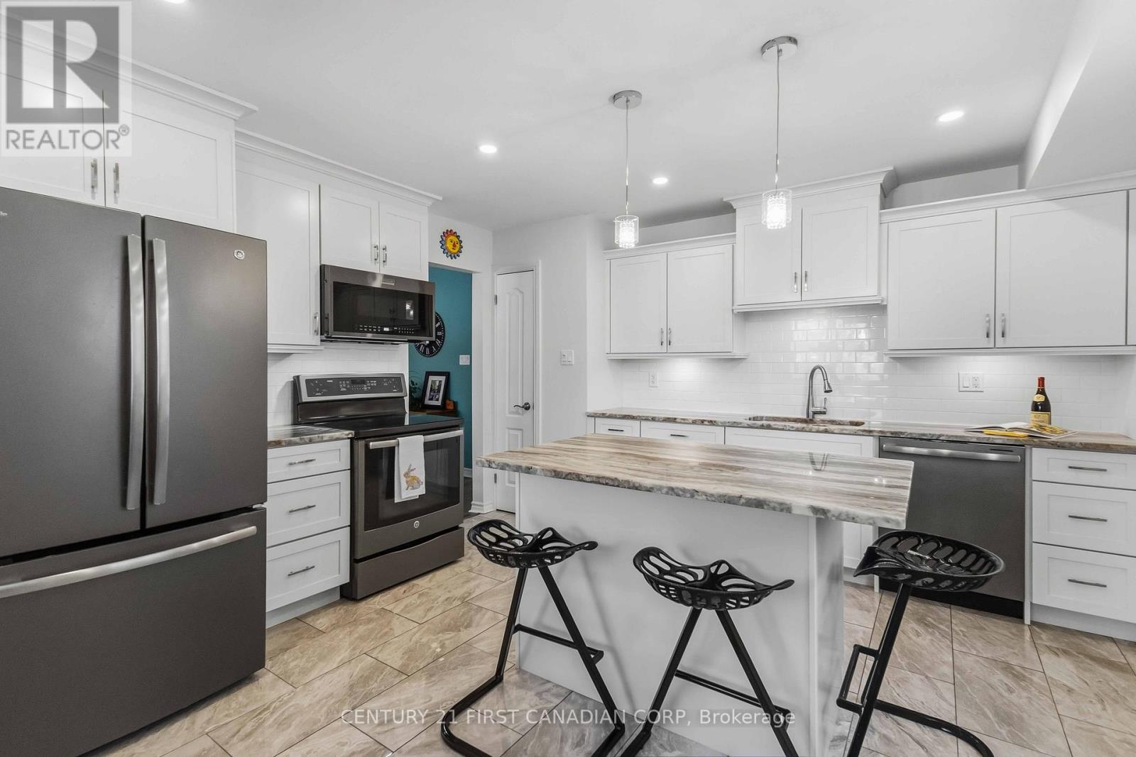 11 Greenbrier Crescent, London South, Ontario  N6J 3X6 - Photo 13 - X12850924