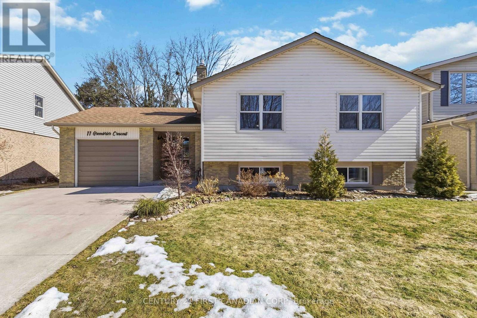 11 Greenbrier Crescent, London South, Ontario  N6J 3X6 - Photo 2 - X12850924