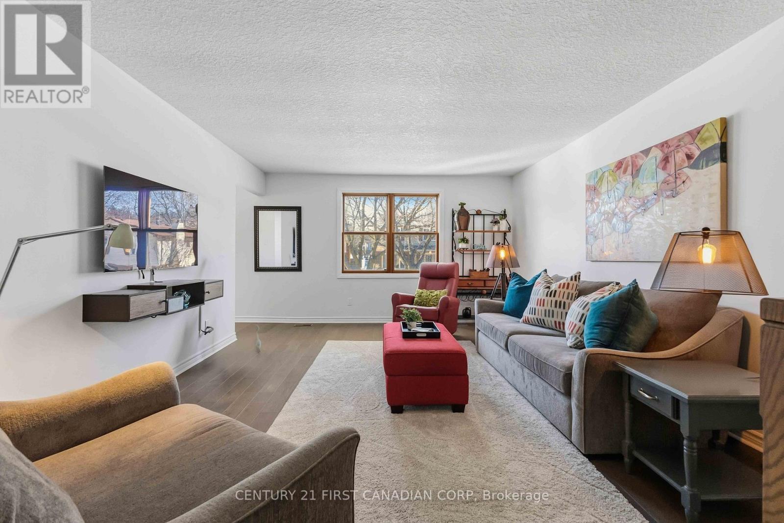 11 Greenbrier Crescent, London South, Ontario  N6J 3X6 - Photo 8 - X12850924