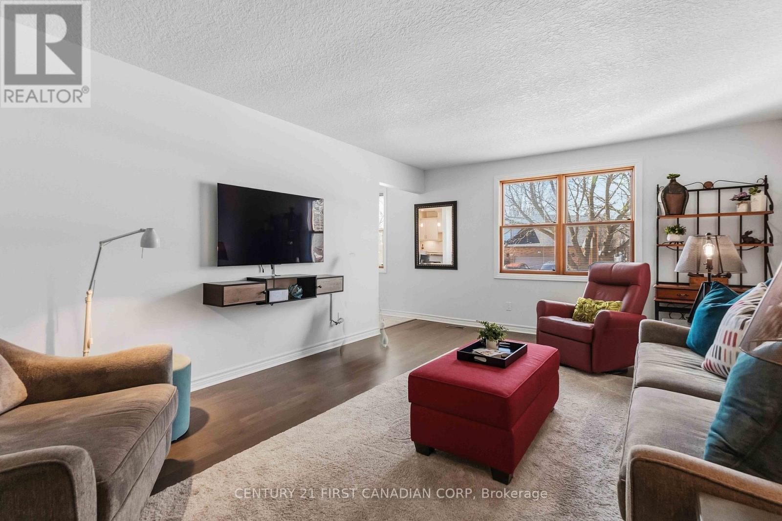 11 Greenbrier Crescent, London South, Ontario  N6J 3X6 - Photo 9 - X12850924