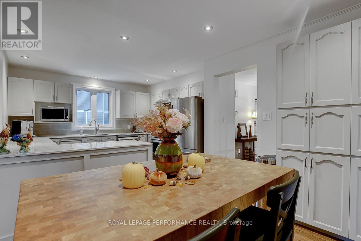 32 Parklands Avenue, Russell, Ontario  K4R 1A2 - Photo 16 - X12850746