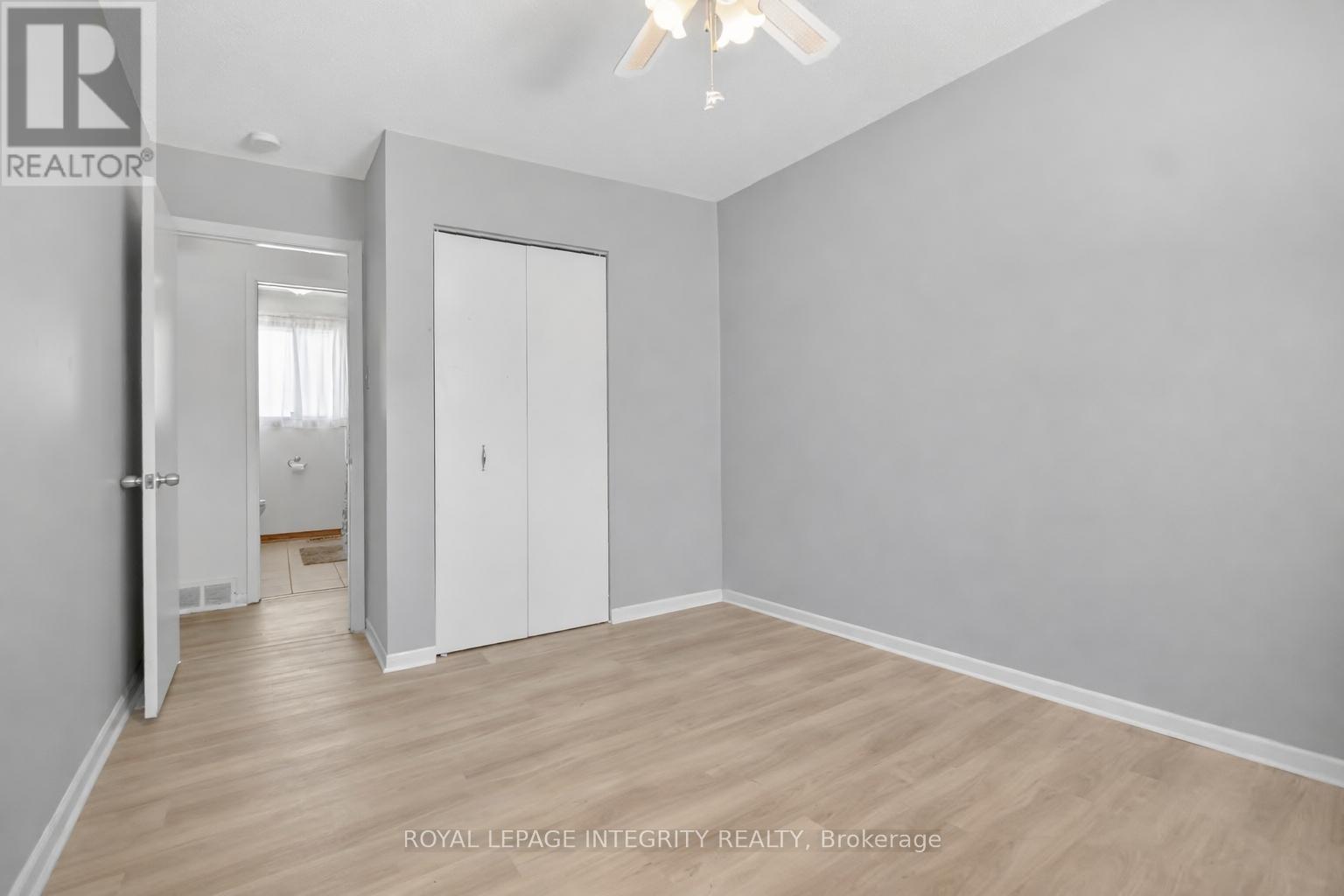 6054 Fernbank Road, Ottawa, Ontario  K2S 1B6 - Photo 14 - X12850878