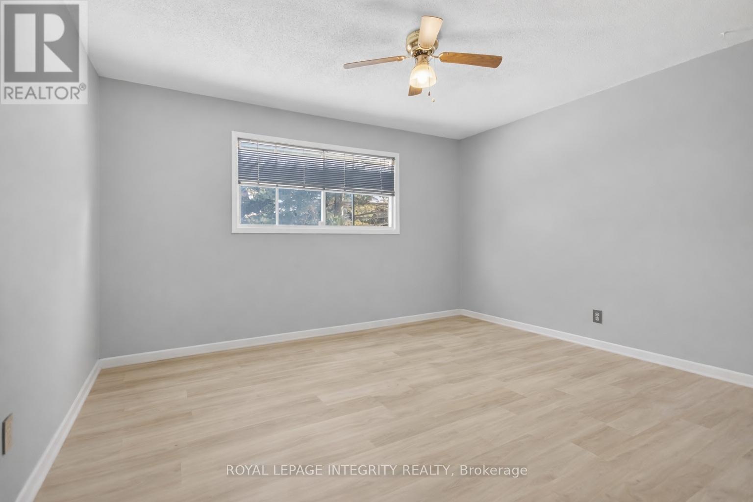 6054 Fernbank Road, Ottawa, Ontario  K2S 1B6 - Photo 16 - X12850878