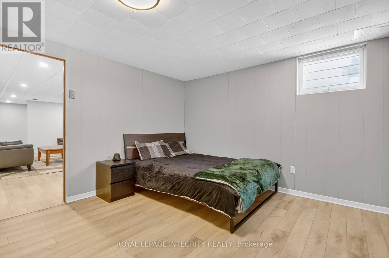 6054 Fernbank Road, Ottawa, Ontario  K2S 1B6 - Photo 22 - X12850878