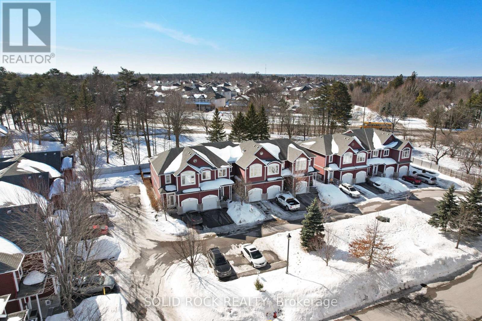 62 Evelyn Powers Private N, Ottawa, Ontario  K2S 0E1 - Photo 30 - X12850894