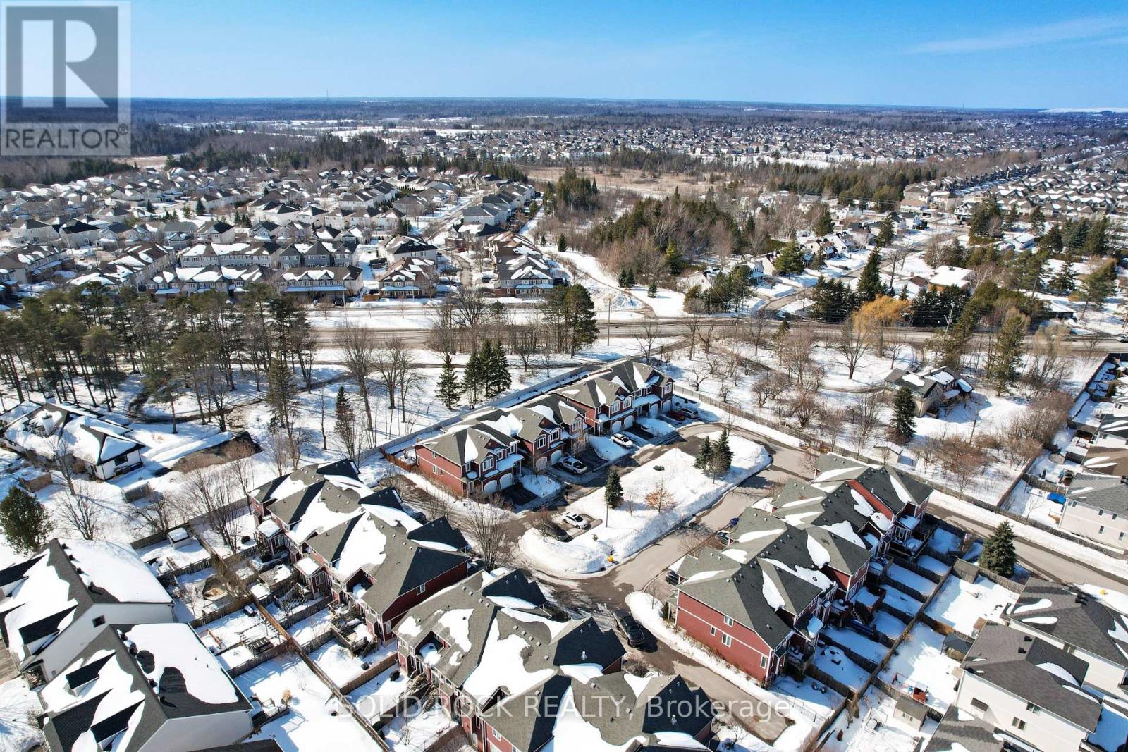 62 Evelyn Powers Private N, Ottawa, Ontario  K2S 0E1 - Photo 37 - X12850894